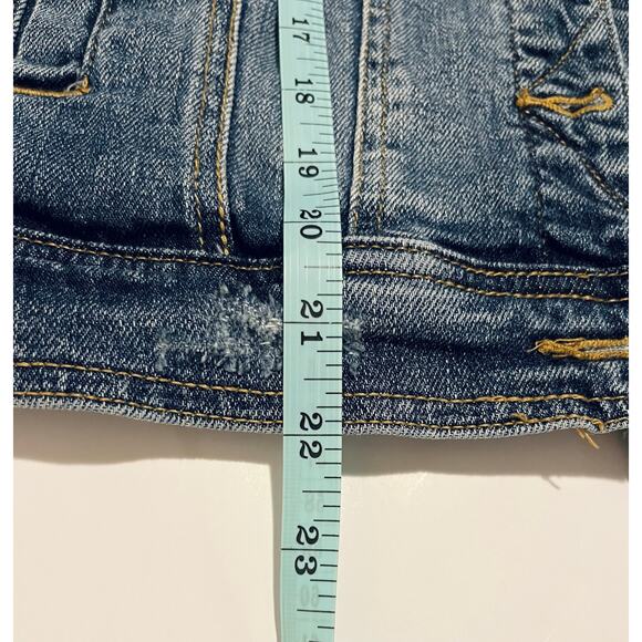 Distressed denim jacket - Picture 5 of 6